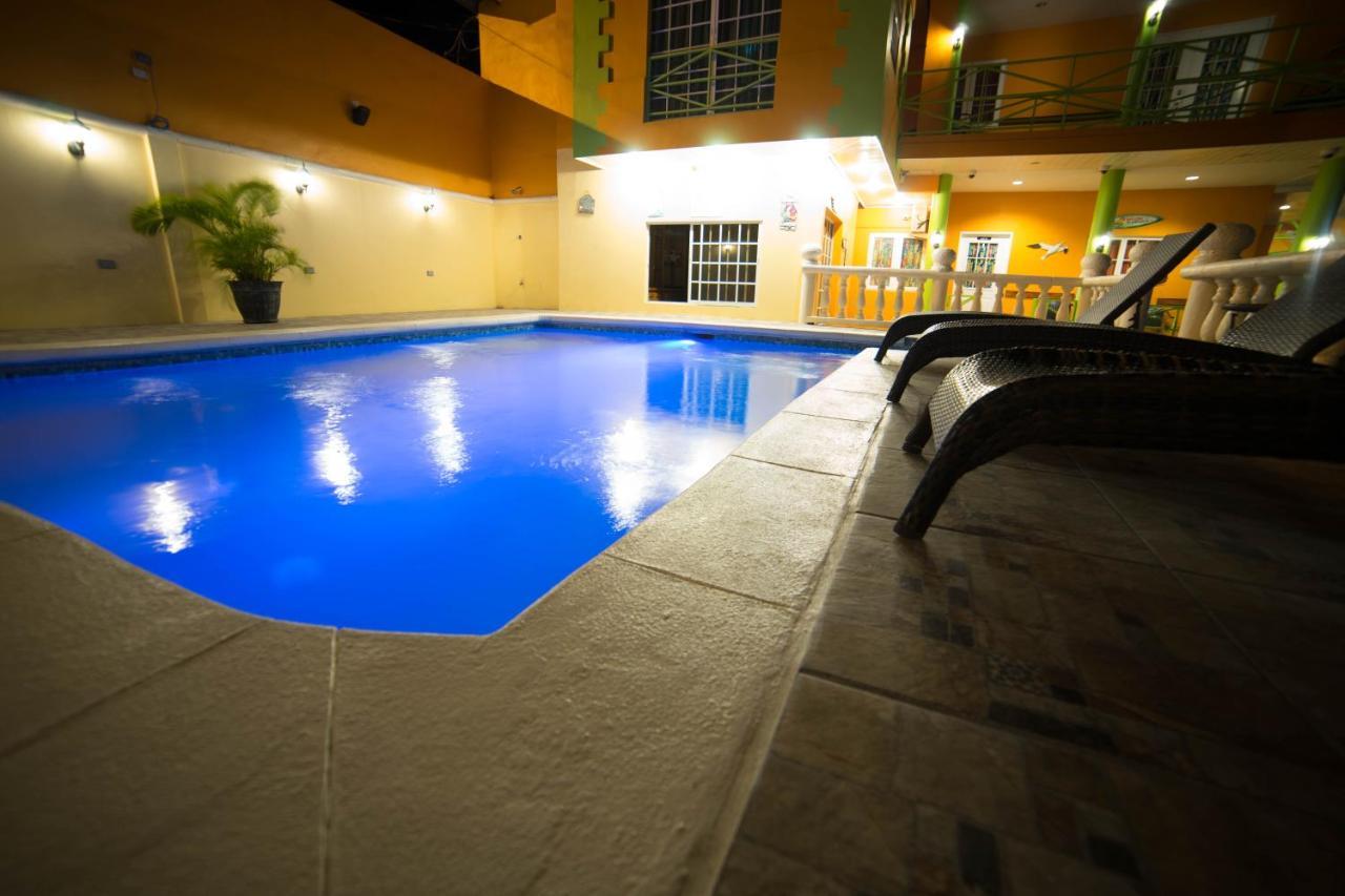 Beverly'S Oasis Suites Scarborough Zewnętrze zdjęcie